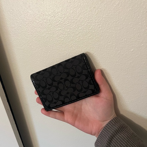 Vintage Coach Wallet - Picture 2 of 4